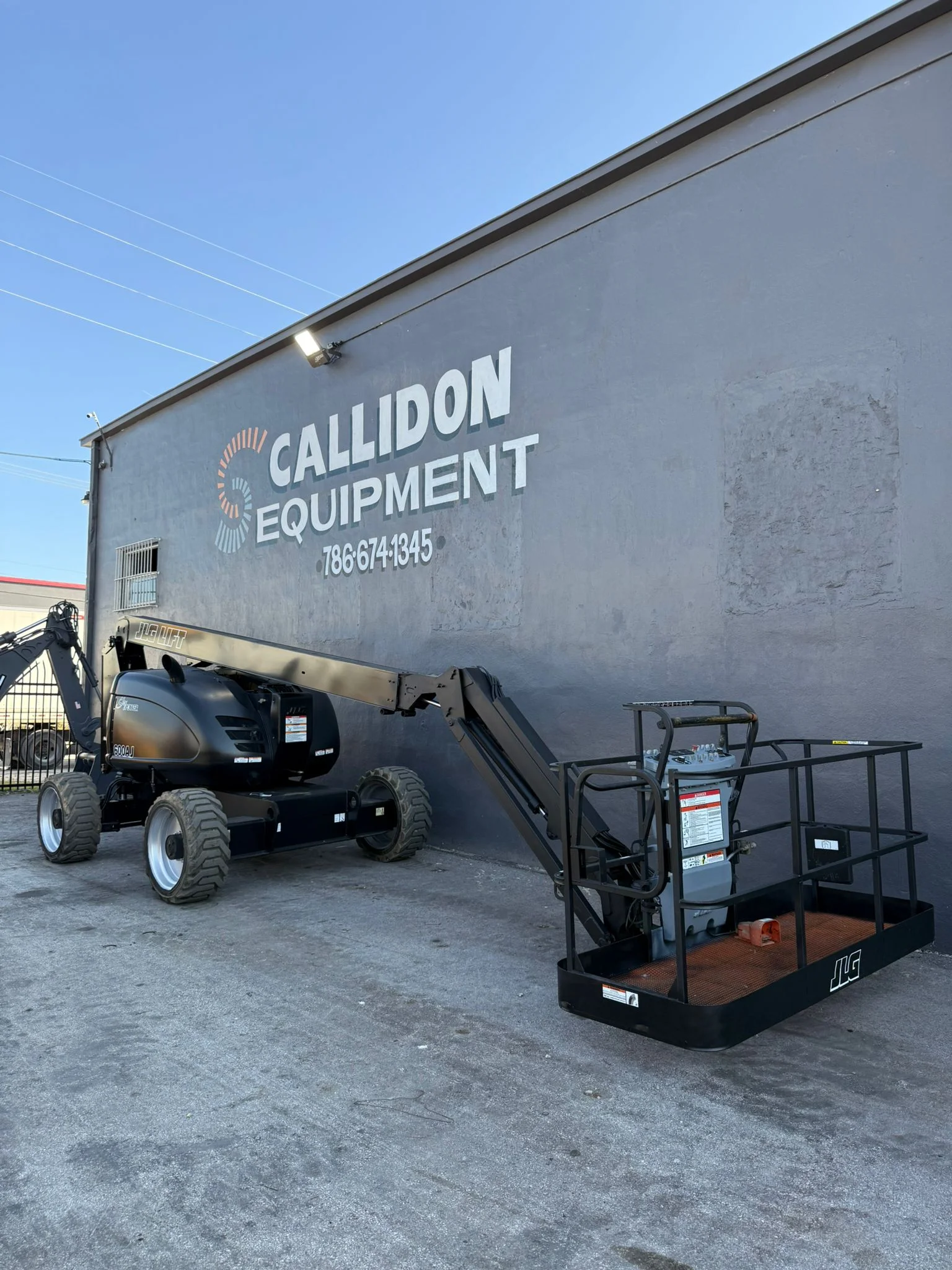 JLG 600AJ Articulating Boom Lift - Stock#BL2235