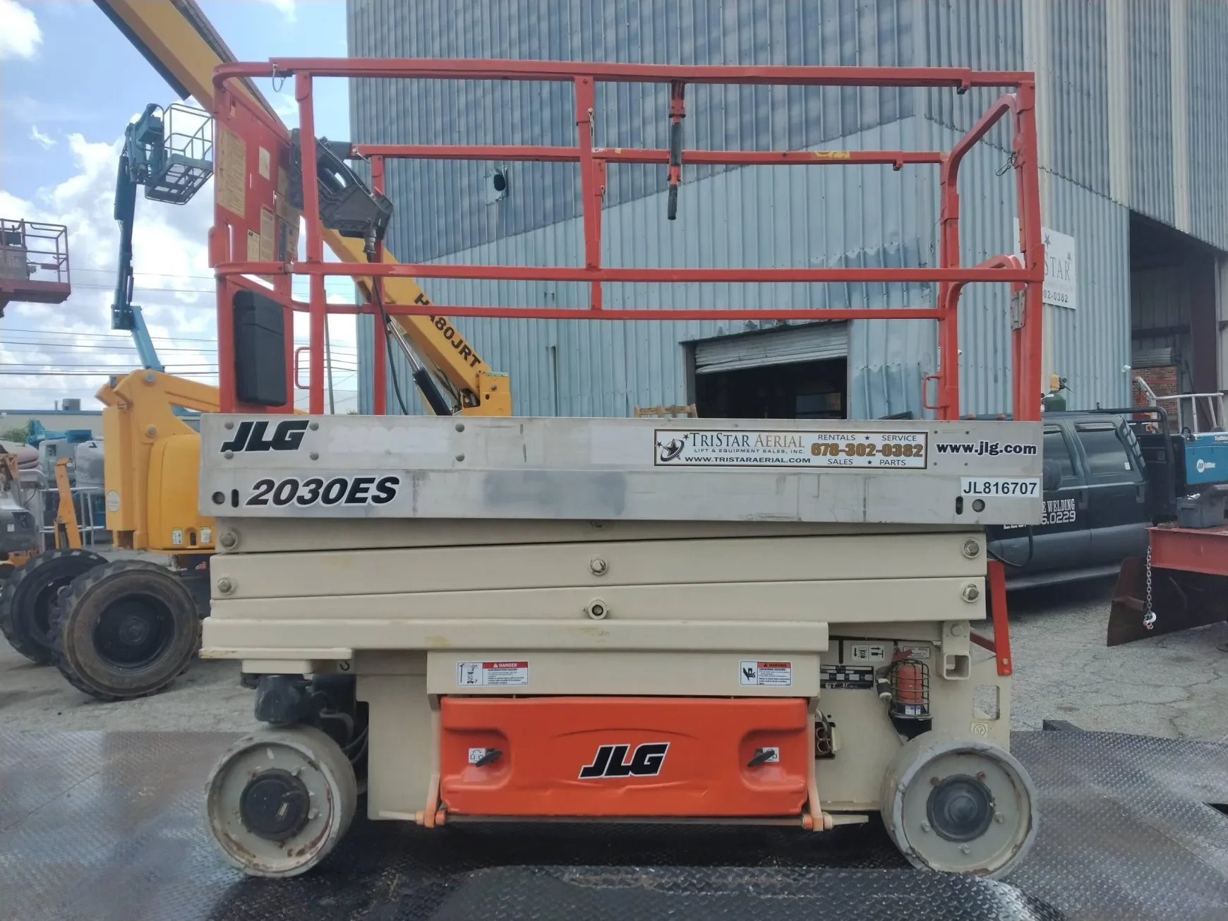 JLG 2030ES